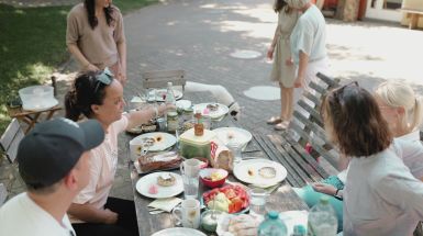 Leadership Coaching Gruppe für Führungskräfte in der Wise Leader Jahresbegleitung beim Austausch